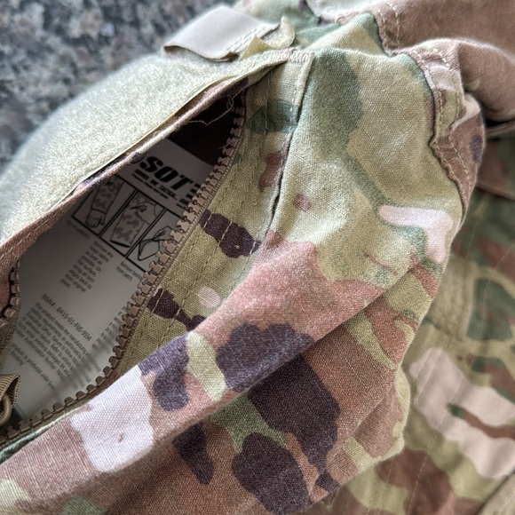 Military lightweight coat NWT 33 - Picture 10 of 13